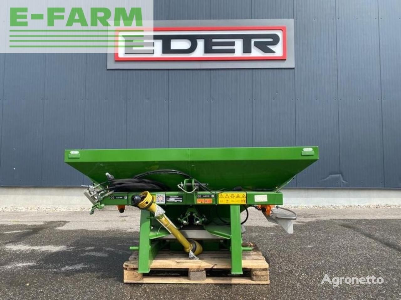 Amazone za-x 903 mounted fertilizer spreader
