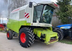 Claas Medion 310 forage harvester