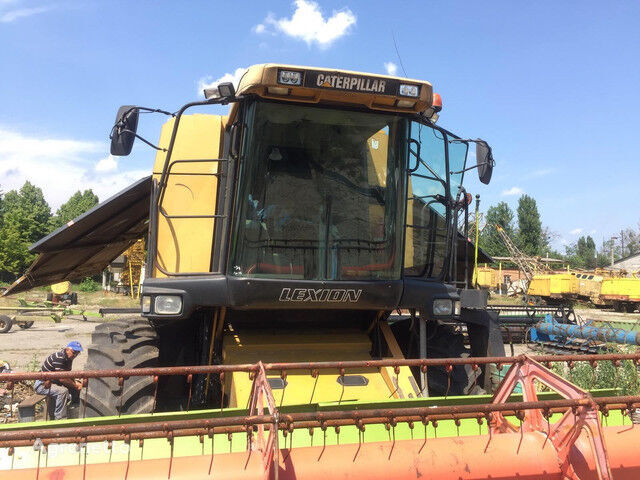 Caterpillar LEXION 470 №2172 grain harvester