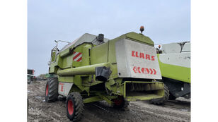 Claas Dominator 98 grain harvester