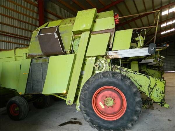 Claas Mercator 70 grain harvester