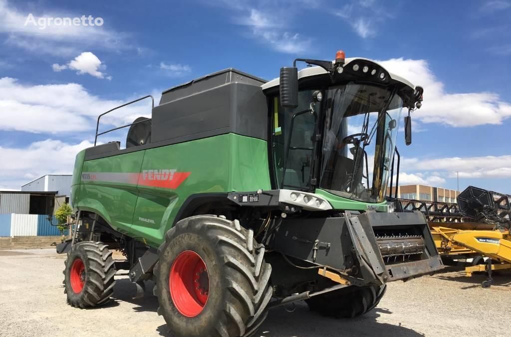 Fendt grain harvester for parts