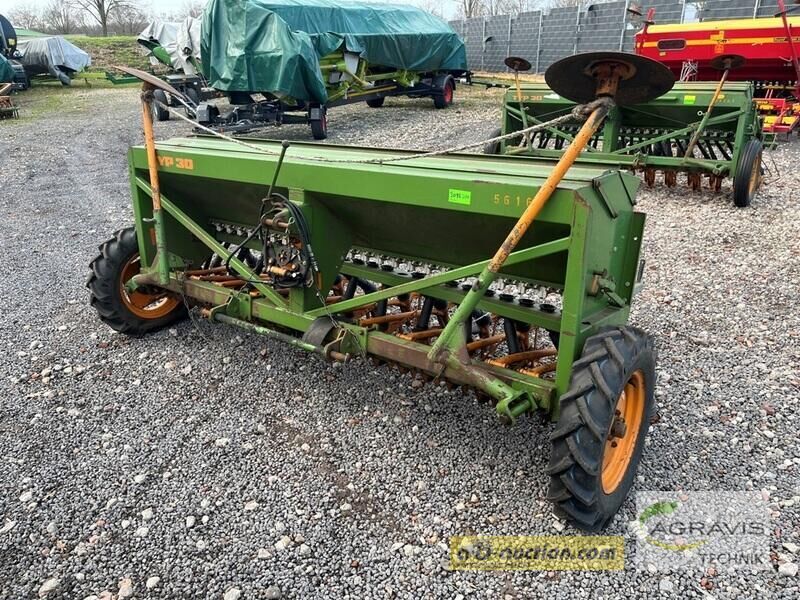 Amazone D7-30 mechanical seed drill