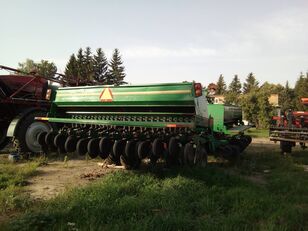 Great Plains 3S-4000HD mechanical seed drill