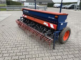 Stegsted Liftomatic CLH300 31 rijen mechanical seed drill