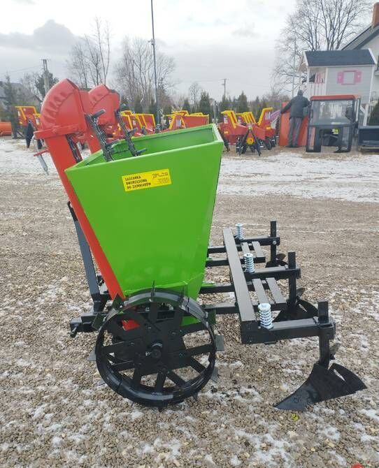 new 62,5 / 67,5 cm potato planter