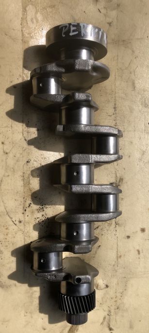 crankshaft for wheel tractor