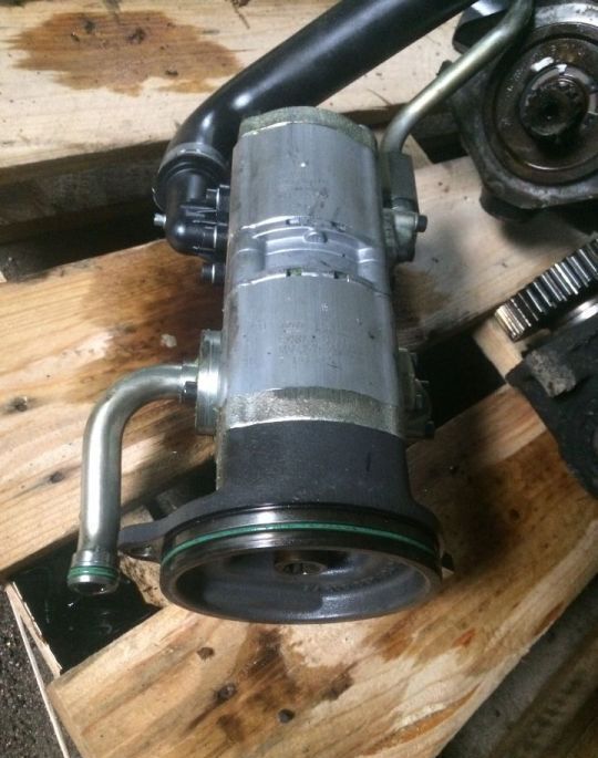 Rexroth Tandem hydraulic pump for Fendt 939 wheel tractor