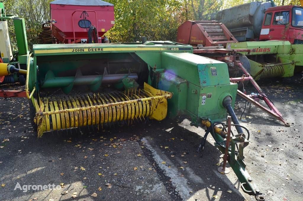 John Deere 468 square baler