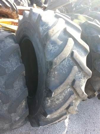 14.90-24 tractor tire