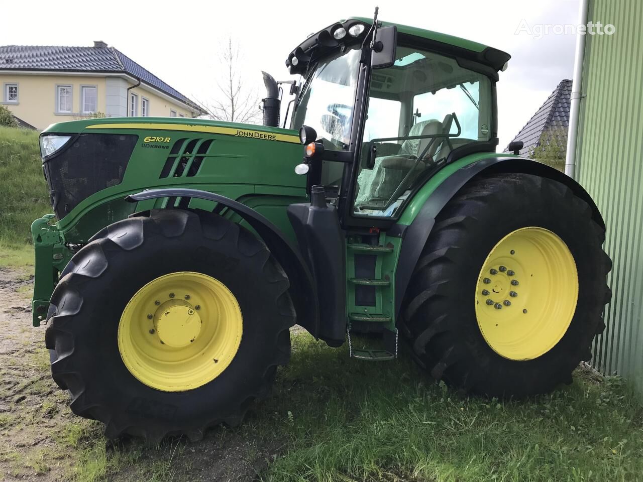 6210R wheel tractor