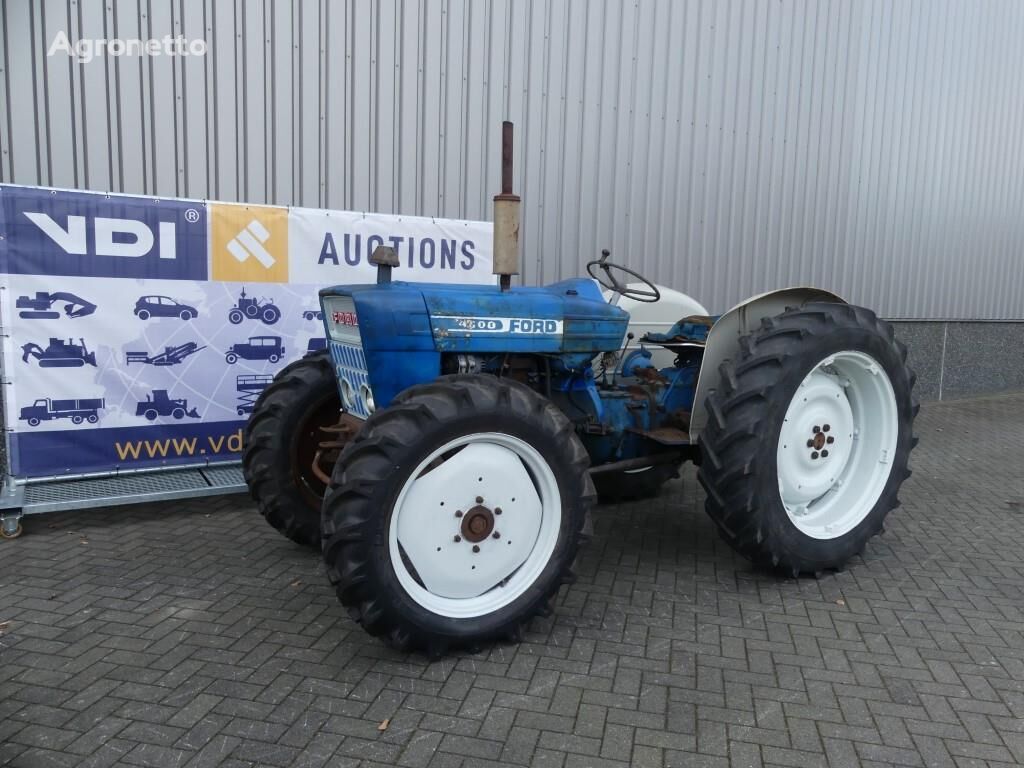 Ford 4000 4WD wheel tractor