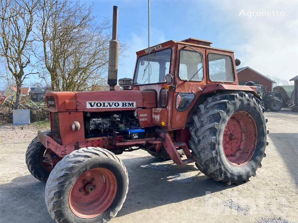 Volvo  T 810 wheel tractor